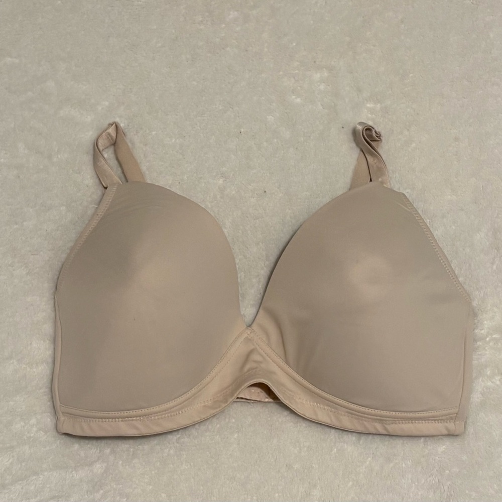 Leading Lady Nursing Bra Seamless Wireless Nude Size 38D Full Coverage